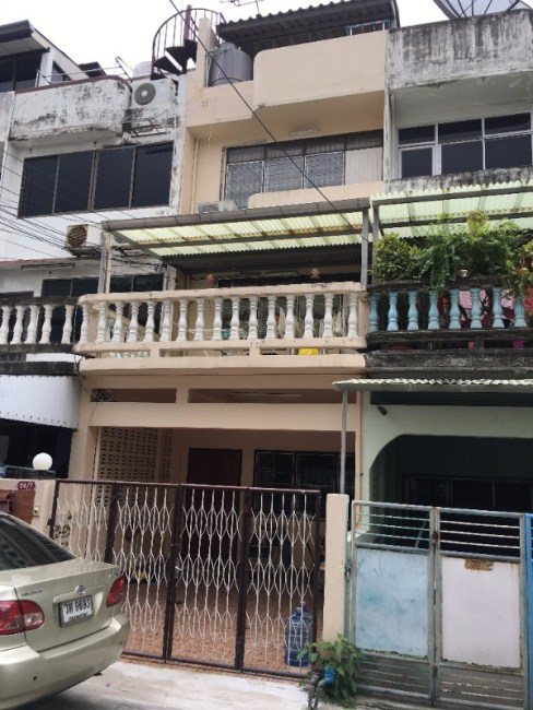 cb5b7837-cd30-4413-ae5e-6576a8c95c56